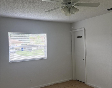 3801 Van Cott Circle - Photo Thumbnail 12