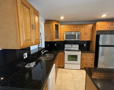 3801 Van Cott Circle - Photo Thumbnail 5