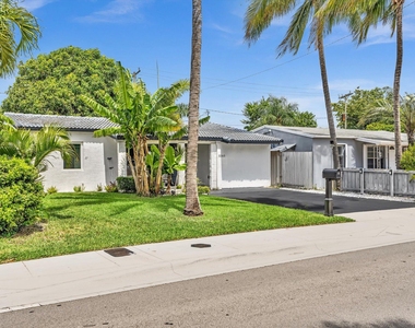 5365 N Andrews Avenue - Photo Thumbnail 30