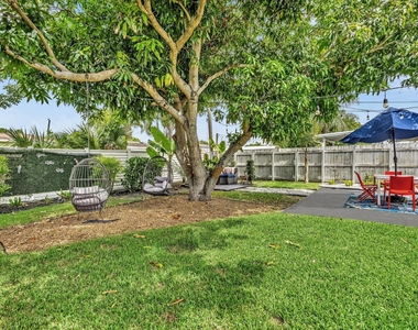 5365 N Andrews Avenue - Photo Thumbnail 23