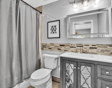 5365 N Andrews Avenue - Photo Thumbnail 22