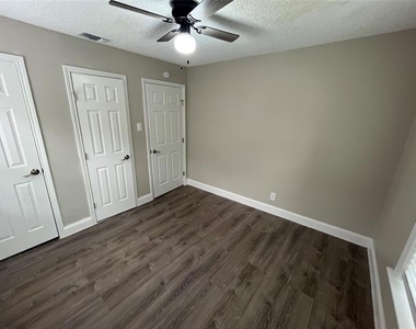 719 Fairwood Drive - Photo Thumbnail 17