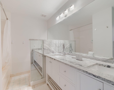 11790 Saint Andrews Place - Photo Thumbnail 12