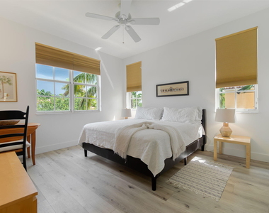 11790 Saint Andrews Place - Photo Thumbnail 9