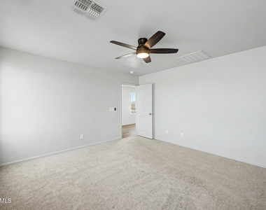 3520 N La Paz Drive - Photo Thumbnail 12