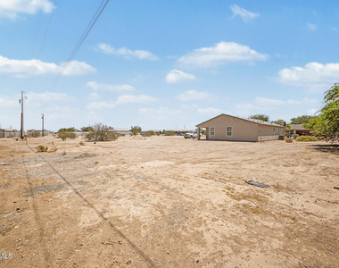 3520 N La Paz Drive - Photo Thumbnail 27