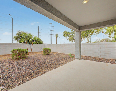 2431 S 46th Street - Photo Thumbnail 32