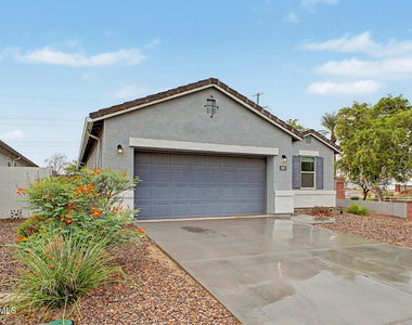 2431 S 46th Street - Photo Thumbnail 3
