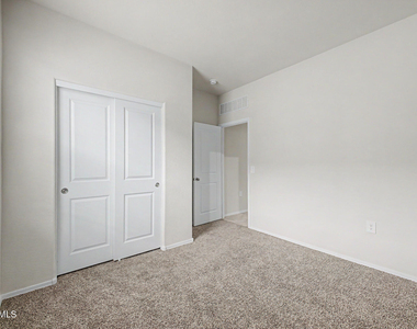 2431 S 46th Street - Photo Thumbnail 26