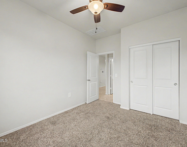 2431 S 46th Street - Photo Thumbnail 24