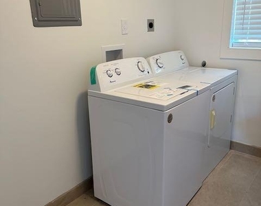 3166 Se Garden Street - Photo Thumbnail 7