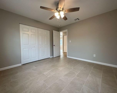 3166 Se Garden Street - Photo Thumbnail 8