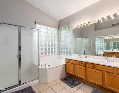 14436 N 67th Place - Photo Thumbnail 23