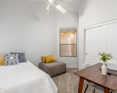 14436 N 67th Place - Photo Thumbnail 30