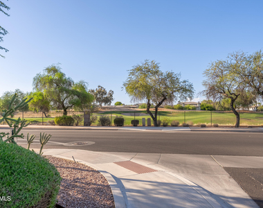14436 N 67th Place - Photo Thumbnail 2