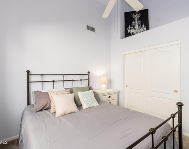 14436 N 67th Place - Photo Thumbnail 28