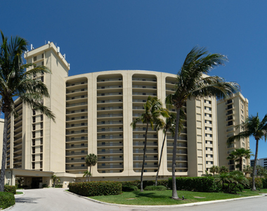 200 Ocean Trail Way - Photo Thumbnail 6