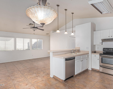 3022 E Michigan Avenue - Photo Thumbnail 11