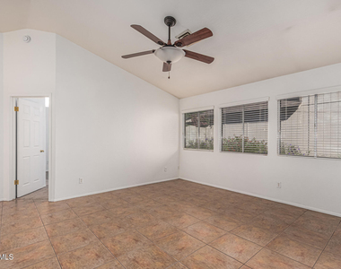3022 E Michigan Avenue - Photo Thumbnail 8