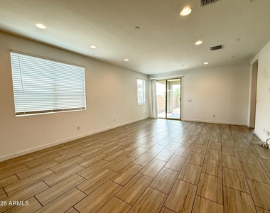 12523 W Calle De Sol -- - Photo Thumbnail 3