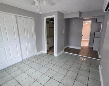 2962 Sw 17th Street - Photo Thumbnail 2