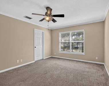 8103 Bellagio Lane - Photo Thumbnail 21