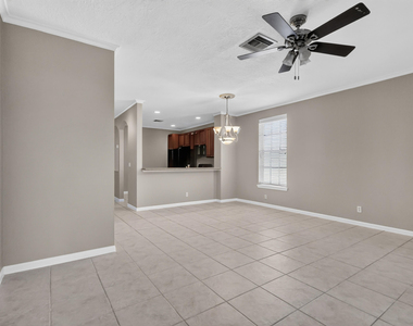 8103 Bellagio Lane - Photo Thumbnail 15