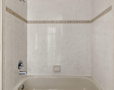 8103 Bellagio Lane - Photo Thumbnail 30