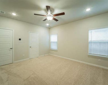 12345 Hulson Trail - Photo Thumbnail 8