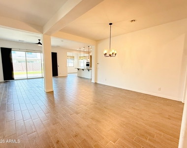 5214 W Thresher Way - Photo Thumbnail 2