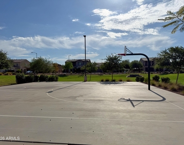 5214 W Thresher Way - Photo Thumbnail 30