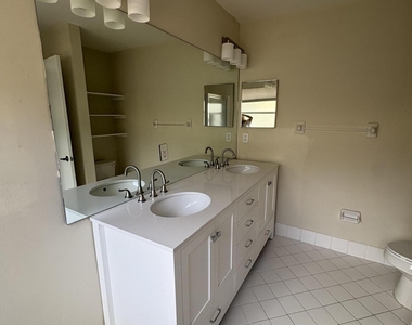 3572 Sahara Springs Boulevard - Photo Thumbnail 12