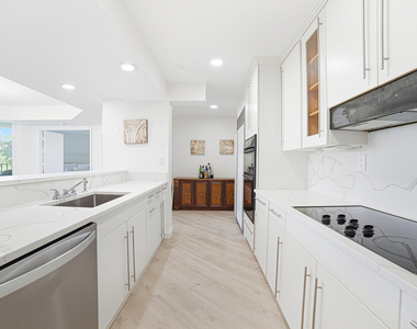 100 Se 5th Avenue - Photo Thumbnail 19