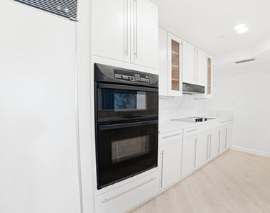 100 Se 5th Avenue - Photo Thumbnail 18