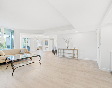 100 Se 5th Avenue - Photo Thumbnail 12