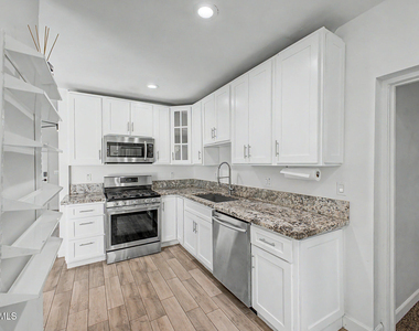 3026 N 27th Street - Photo Thumbnail 10