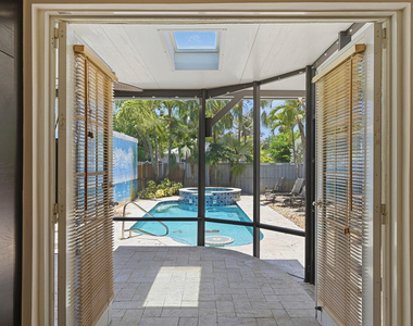 1658 Jackson Street - Photo Thumbnail 52
