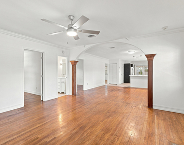 1658 Jackson Street - Photo Thumbnail 4