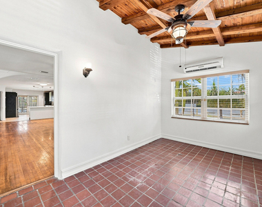 1658 Jackson Street - Photo Thumbnail 2