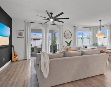 14047 Sw Safi Terrace - Photo Thumbnail 15