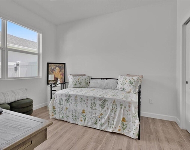 14047 Sw Safi Terrace - Photo Thumbnail 21
