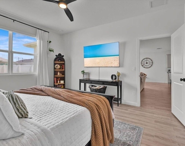14047 Sw Safi Terrace - Photo Thumbnail 29