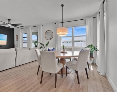14047 Sw Safi Terrace - Photo Thumbnail 12