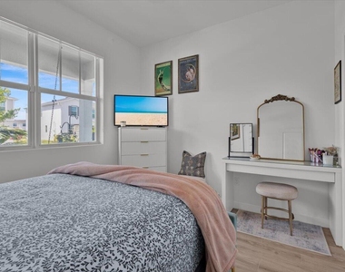 14047 Sw Safi Terrace - Photo Thumbnail 17
