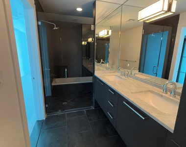 900 Biscayne Boulevard - Photo Thumbnail 23
