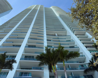 900 Biscayne Boulevard - Photo Thumbnail 31