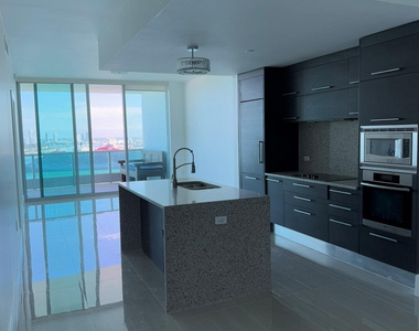 900 Biscayne Boulevard - Photo Thumbnail 78