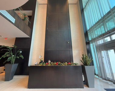 900 Biscayne Boulevard - Photo Thumbnail 39