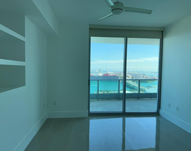 900 Biscayne Boulevard - Photo Thumbnail 19
