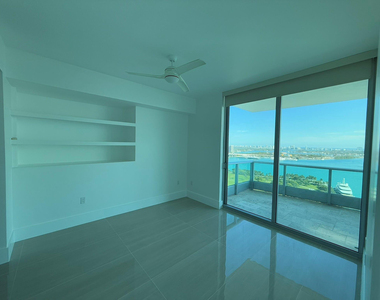 900 Biscayne Boulevard - Photo Thumbnail 18